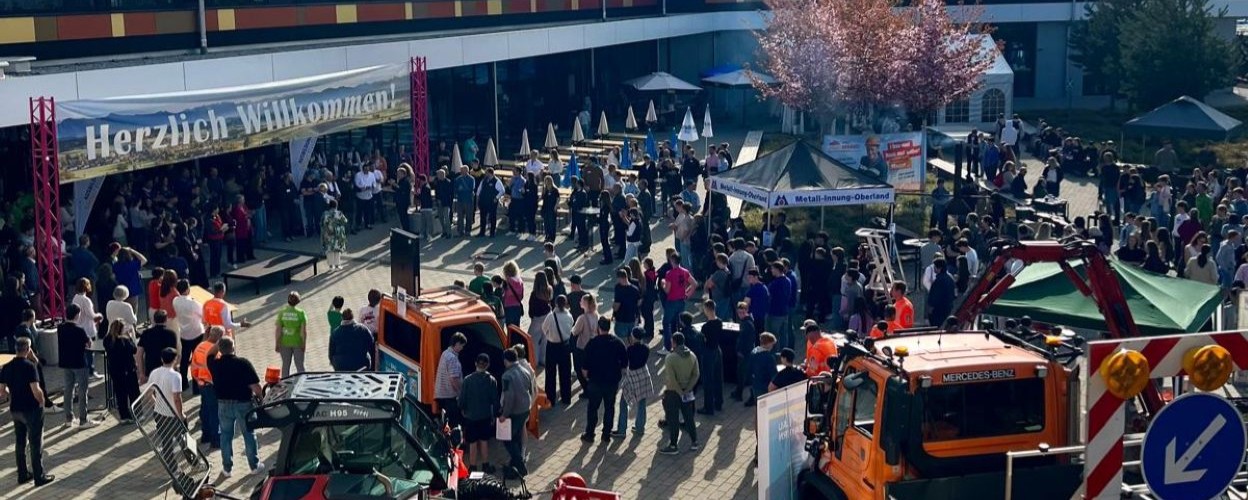 Großer Erfolg für kombinierte Ausbildungsmesse & Tag der offenen Tür der Berufsschule